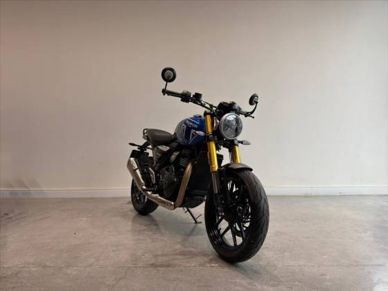 TRIUMPH SPEED 400 TRIUMPH SPEED 400